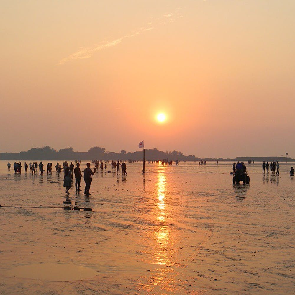 Alibagh beach